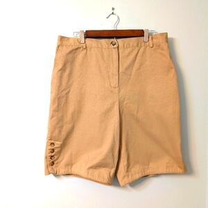 NWOT Lands End Women's Khaki Shorts, Size 16
